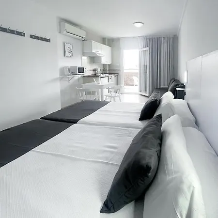 Aparthotel Pez Azul 3*