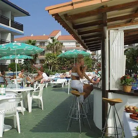 Pez Azul Aparthotel 3*
