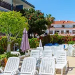 Pez Azul Apartahotel